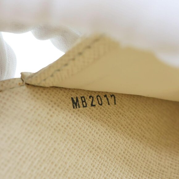 Louis Vuitton Sarah Damier Azur Wallet White - Picture 15 of 15